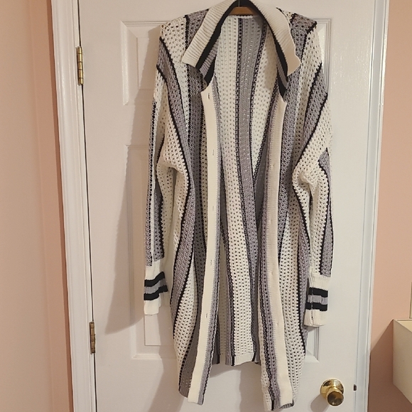 SHEIN Sweaters - SHEIN Monochrome Striped Cardigan